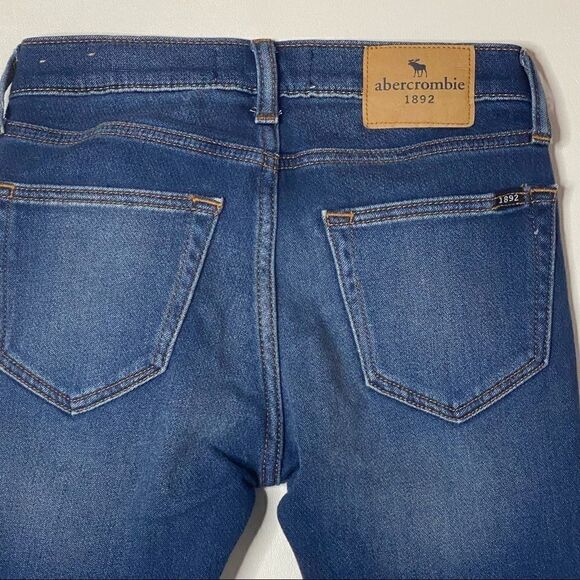 Abercrombie Kids | Skinny Stretch Jeans - Picture 6 of 7